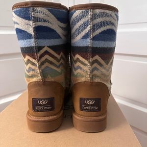 UGG Pendleton Classic Short